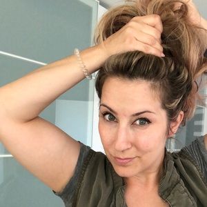 Meet your Posher, Dominique